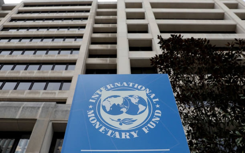 IMF Warns Global Economy 'Diverging Dangerously'