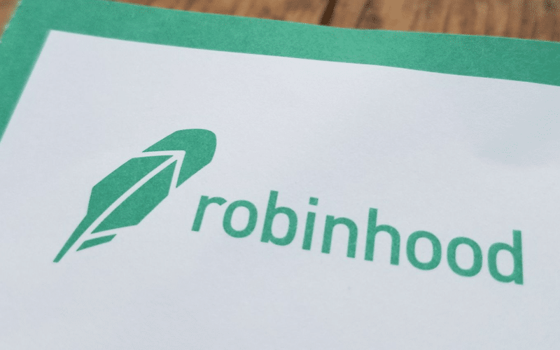 Robinhood Shares Soars 15%, Interest from Small-Time Investors