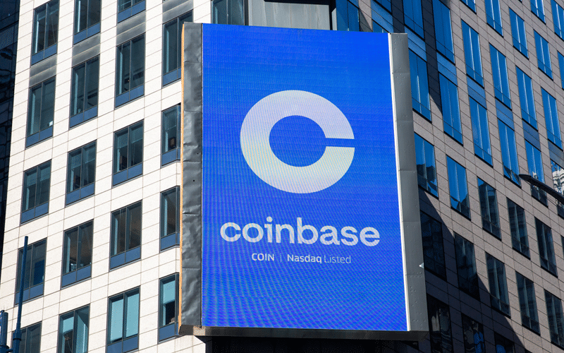 SEC Warns to Sue Coinbase Over Planned Lend Offering