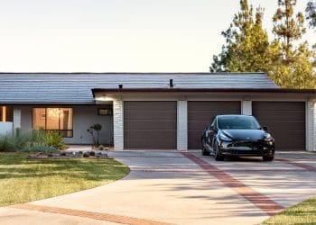 You Can Only Buy Tesla's Solar Products With The Powerwall Battery Starting Next Week