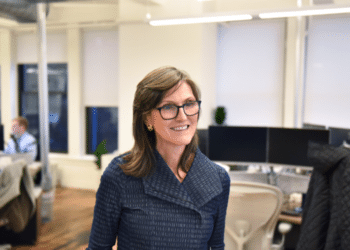 Cathie Wood’s ARK Invest Buys Over 5.6 million of Palantir Technologies Stocks