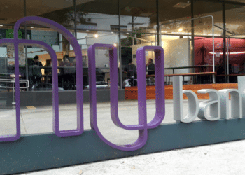 Buffett-Backed Fintech Firm Nubank Seeking IPO Valuation of Over $55 Billion