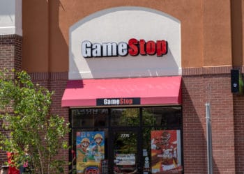 GameStop Corp. Sinks 7% Even as Losses Narrow in Second Quarter