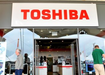 Toshiba Lines Up a Split into Three Firms, Rejects Proposal to Go Private