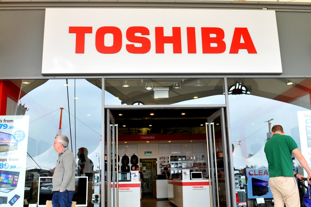 Toshiba Lines Up a Split into Three Firms, Rejects Proposal to Go Private