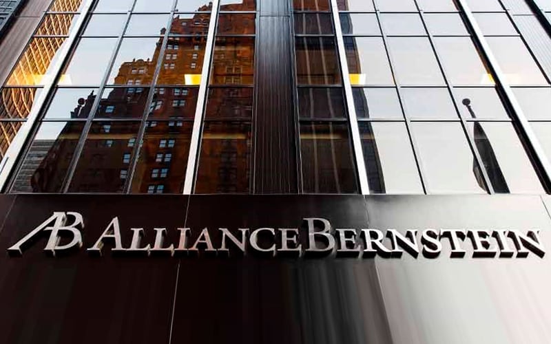 AllianceBernstein Taps Allfunds for Blockchain Integration